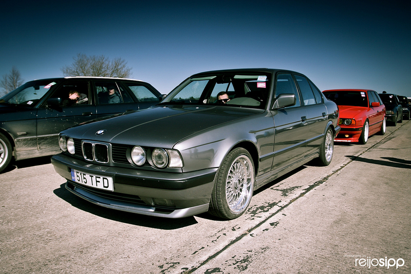 Illustration for article titled Have a Bavarian ton of E32s, E34s and E36s
